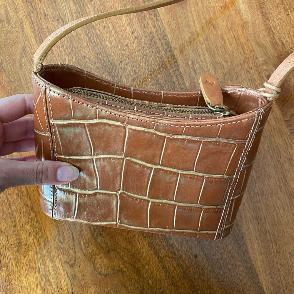 Monsac Brown Crocodile Embossed Shoulder Bag Gold Hardware Vintage Style Purse - Picture 5 of 11